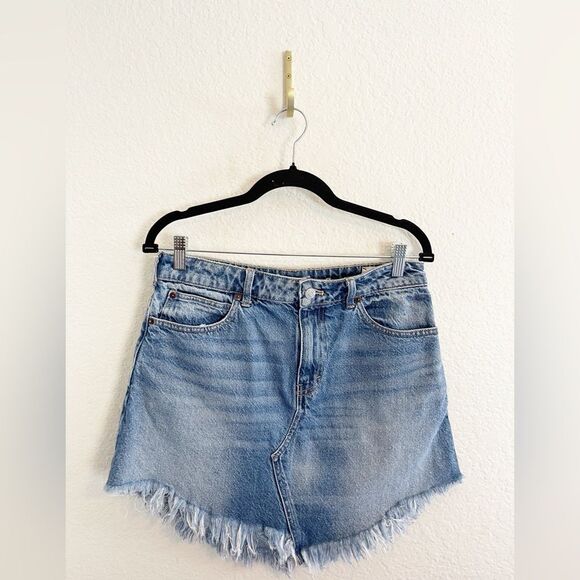 Free People Bailey Raw Hem Fringe Denim Jean Asymmetrical Mini Skirt 29 - Picture 6 of 13